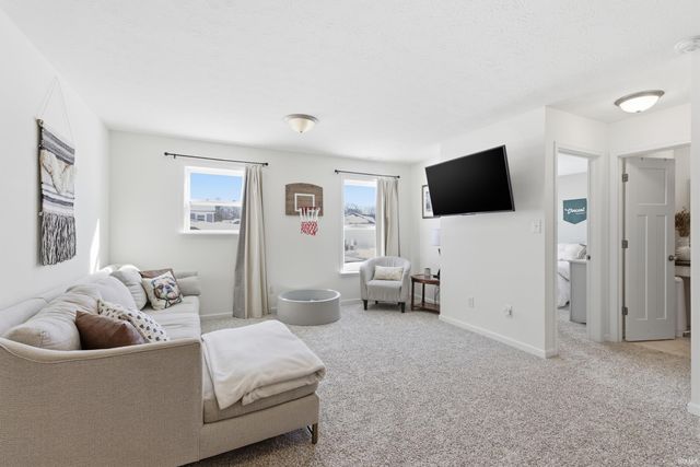 3983 W Sawtelle Drive, Bloomington, IN 47404