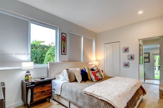 3641 SW 13th Ter, Miami, FL 33145