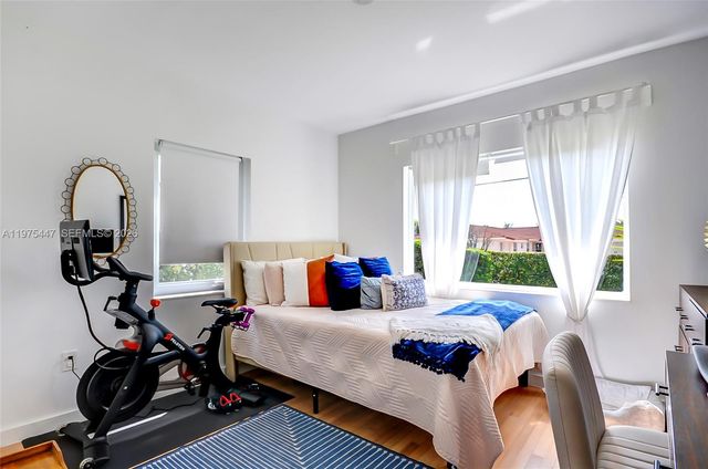 3641 SW 13th Ter, Miami, FL 33145