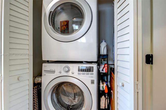 3641 SW 13th Ter, Miami, FL 33145