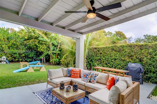 3641 SW 13th Ter, Miami, FL 33145