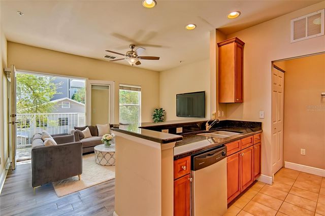 1500 NW 4TH AVENUE 213, Gainesville, FL 32603