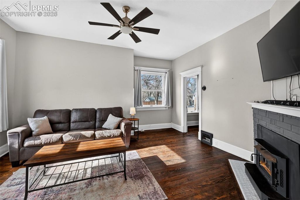 904 E San Miguel Street, Colorado Springs, CO 80903 — photo 4