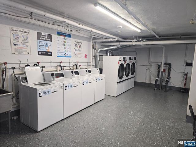 275 Hoym Street 3G, Fort Lee, NJ 07024