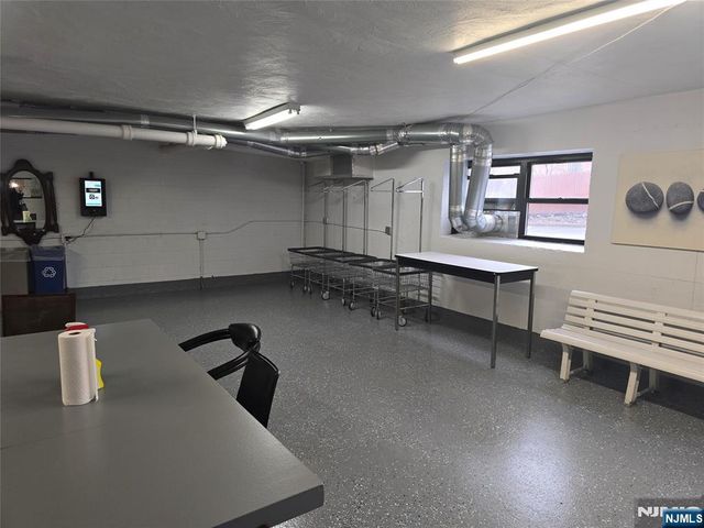 275 Hoym Street 3G, Fort Lee, NJ 07024