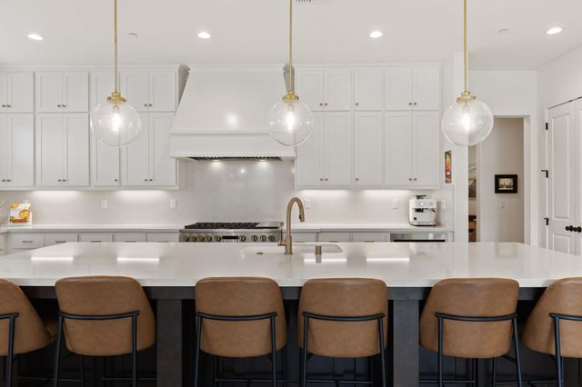 3420 Grove Cir, Loomis, CA 95650