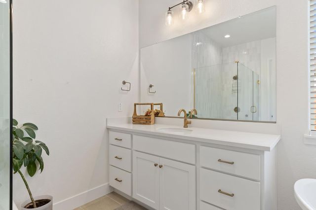 3420 Grove Cir, Loomis, CA 95650