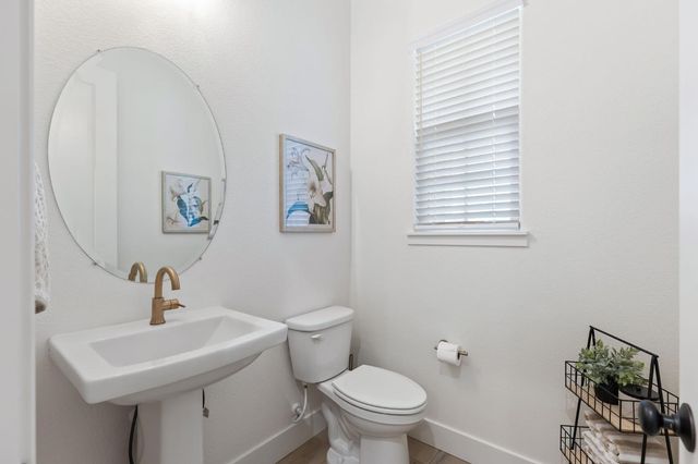 3420 Grove Cir, Loomis, CA 95650