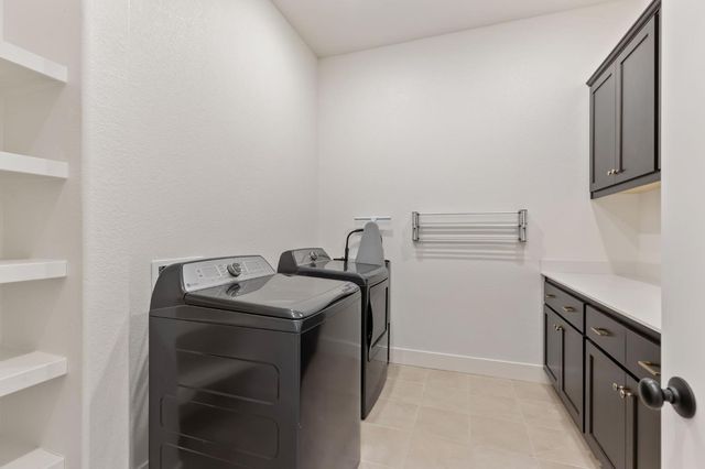 3420 Grove Cir, Loomis, CA 95650