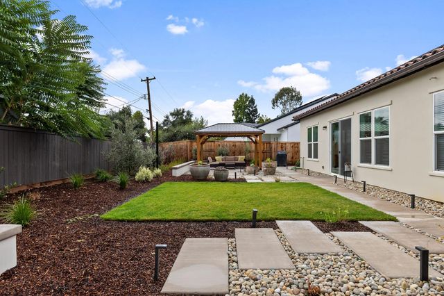 3420 Grove Cir, Loomis, CA 95650