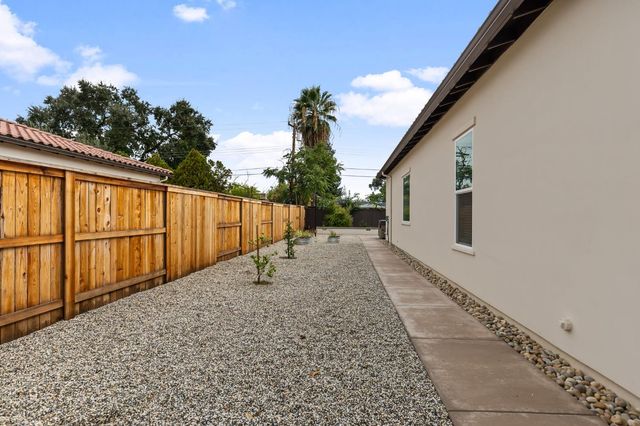 3420 Grove Cir, Loomis, CA 95650