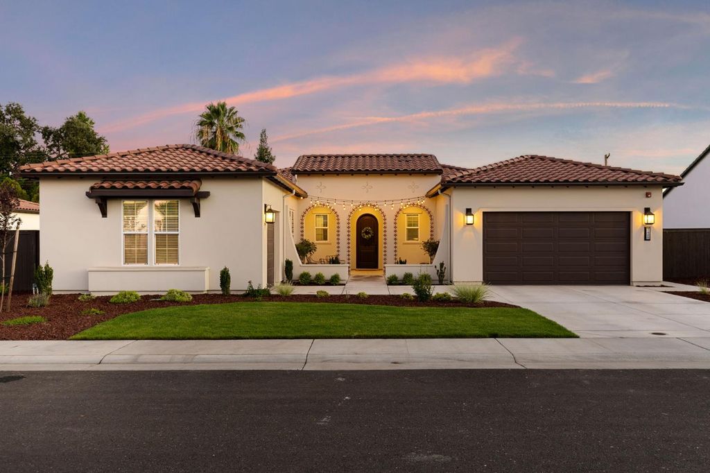 3420 Grove Cir, Loomis, CA 95650