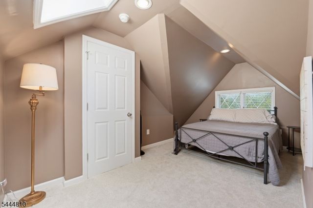306 West End Ave, Hopatcong Boro, NJ 07843
