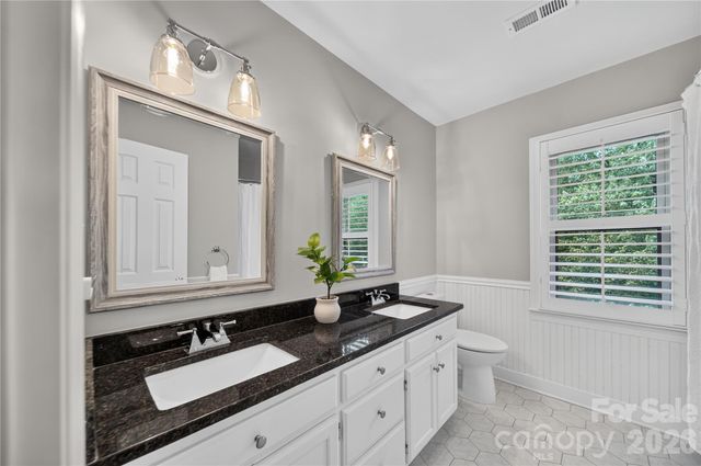 6709 Alexandria Lane, Charlotte, NC 28270
