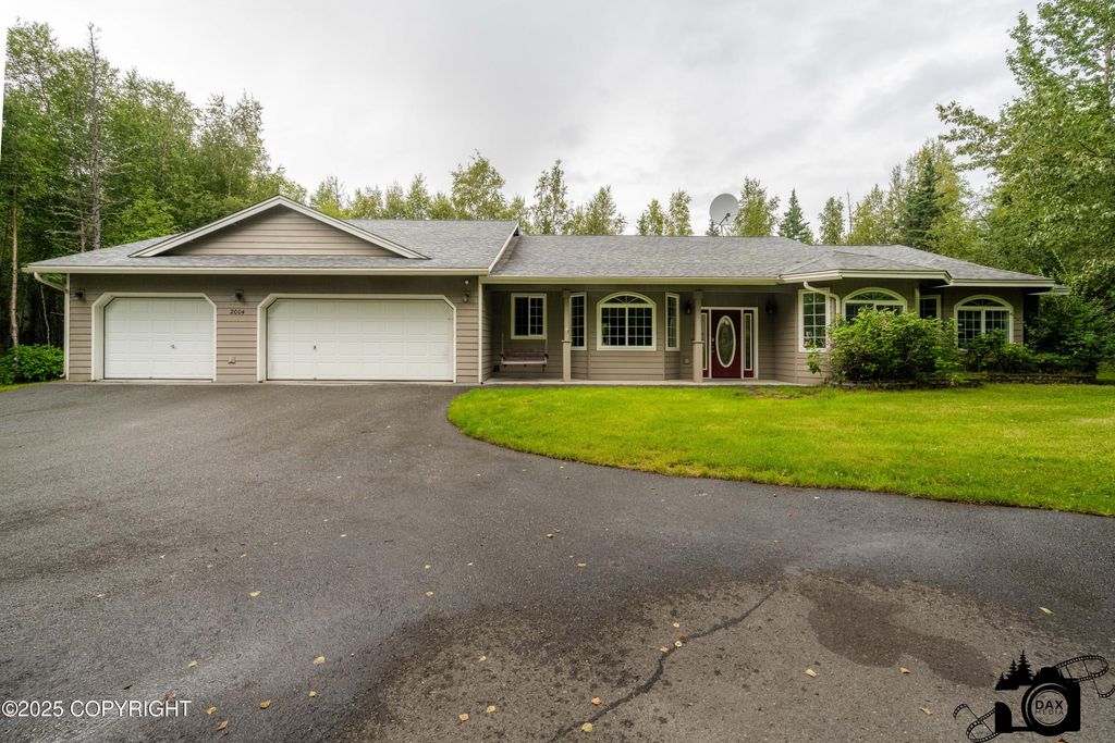 2004 N Saddle Horse Drive, Wasilla, AK 99654