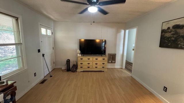 903 Village Road, Hiawassee, GA 30546
