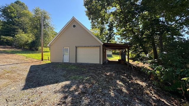 903 Village Road, Hiawassee, GA 30546