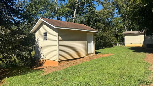903 Village Road, Hiawassee, GA 30546