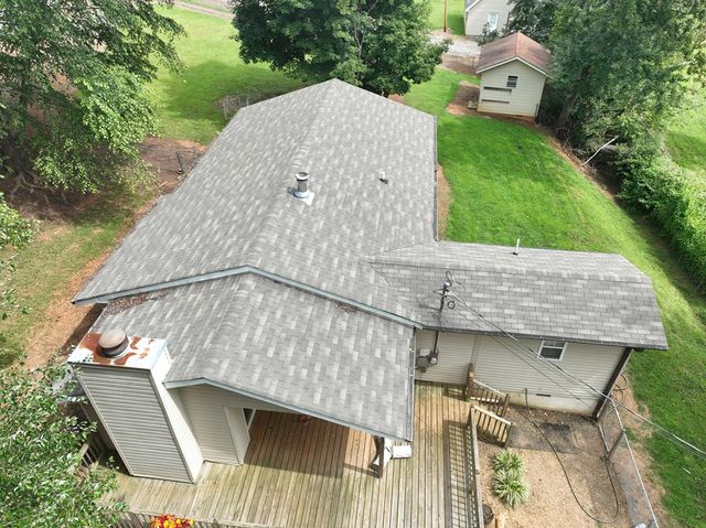 903 Village Road, Hiawassee, GA 30546