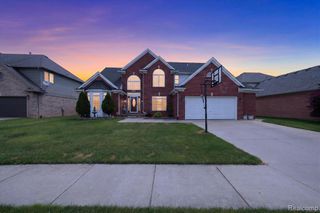 48166 Ellington Drive, Macomb, MI 48044