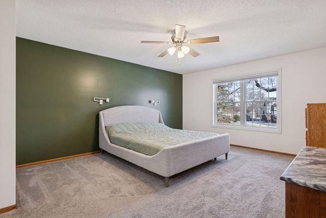 4645 Shenandoah Lane N, Plymouth, MN 55446