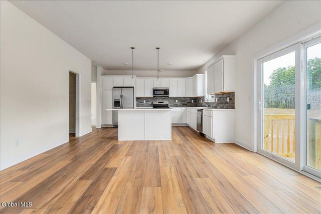 14 Brookhaven Court, Wilton, NY 12866