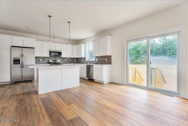 14 Brookhaven Court, Wilton, NY 12866