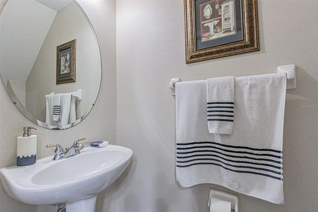 3331 COVERED BRIDGE DRIVE E, Dunedin, FL 34698