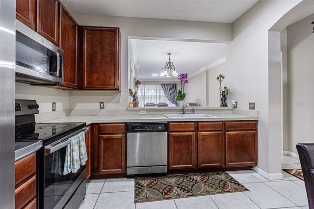 3331 COVERED BRIDGE DRIVE E, Dunedin, FL 34698