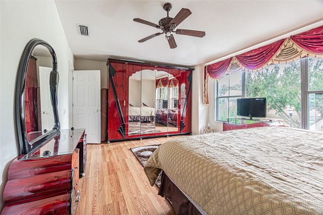 3331 COVERED BRIDGE DRIVE E, Dunedin, FL 34698