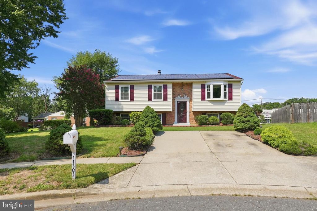 11303 PITSEA DR, Beltsville, MD 20705