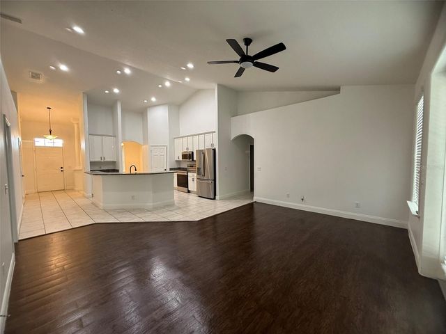 725 COUNTRY WALK COVE, Eagle Lake, FL 33839