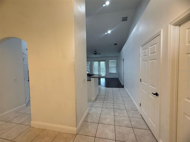 725 COUNTRY WALK COVE, Eagle Lake, FL 33839