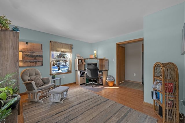 119 Taylor St, Littleton, MA 01460