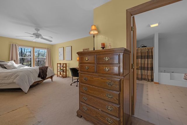 119 Taylor St, Littleton, MA 01460