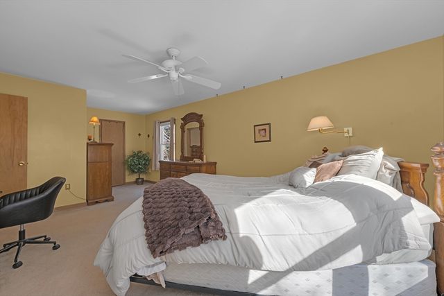 119 Taylor St, Littleton, MA 01460