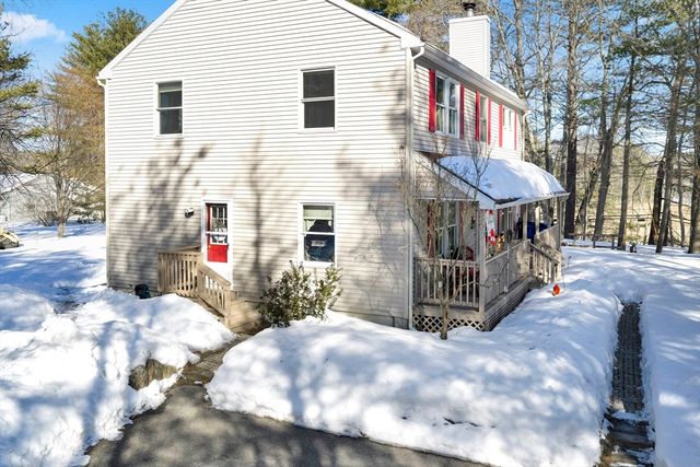 119 Taylor St, Littleton, MA 01460