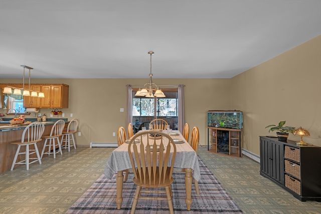 119 Taylor St, Littleton, MA 01460