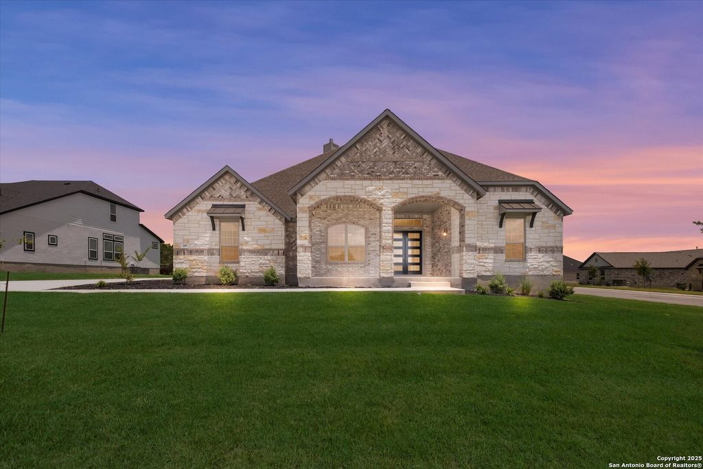 287 Poe Parkway, Castroville, TX 78009