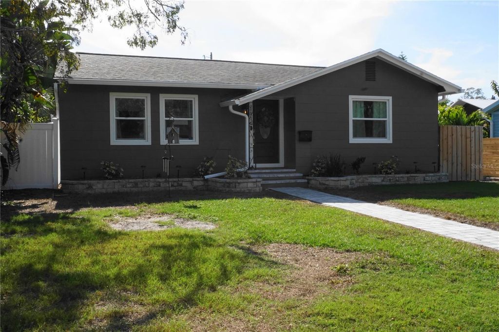 1116 30TH AVENUE N, St Petersburg, FL 33704