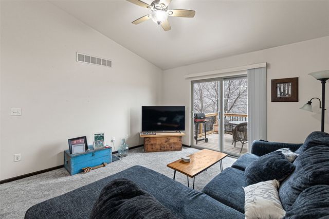 203 Will Drive, Solon, IA 52333