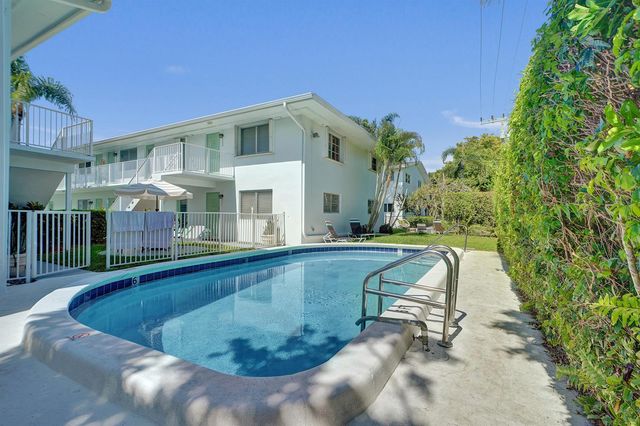2050 NE 39th Street 101, Fort Lauderdale, FL 33308
