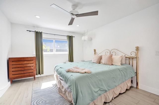 2050 NE 39th Street 101, Fort Lauderdale, FL 33308