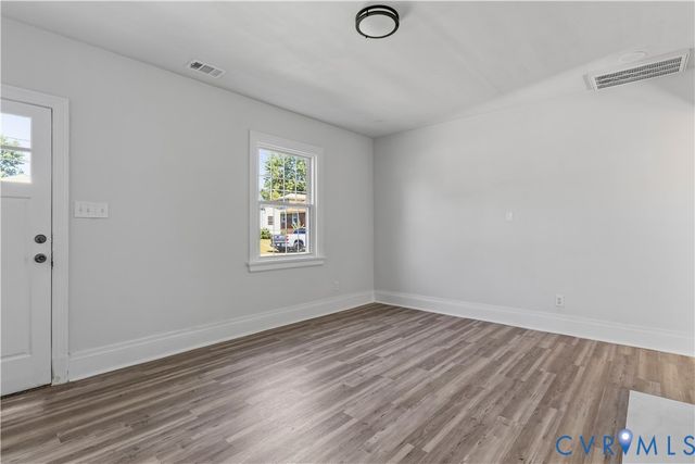 2513 Maplewood Rd, Henrico, VA 23228