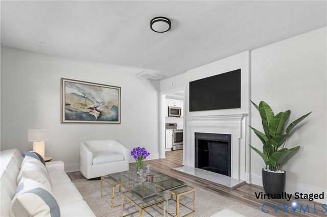 2513 Maplewood Rd, Henrico, VA 23228
