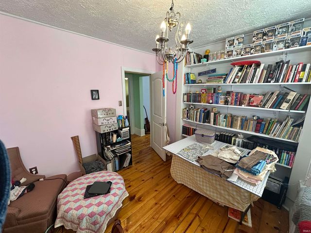 715 W Oak Street, Mitchell, IN 47446