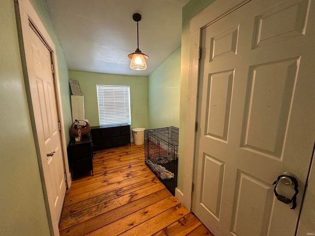 715 W Oak Street, Mitchell, IN 47446