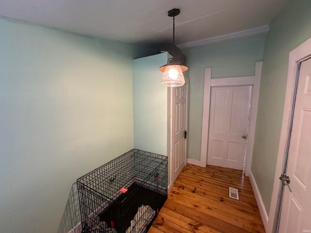 715 W Oak Street, Mitchell, IN 47446