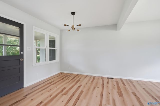 2703 Pinetree Lane, Huntsville, AL 35810