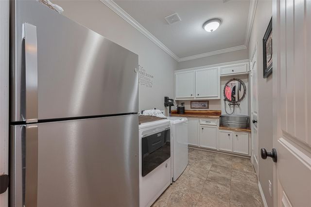 602 Fm 2693 Rd East, New Waverly, TX 77358